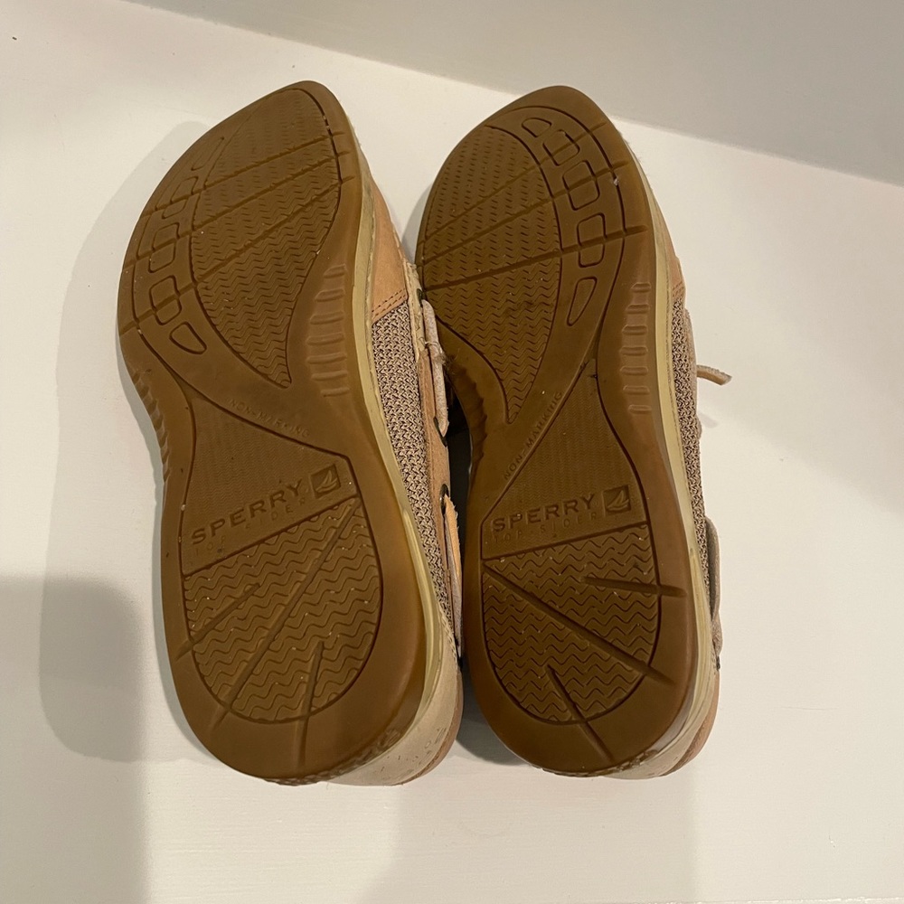 Sperry’s - Picture 4 of 4